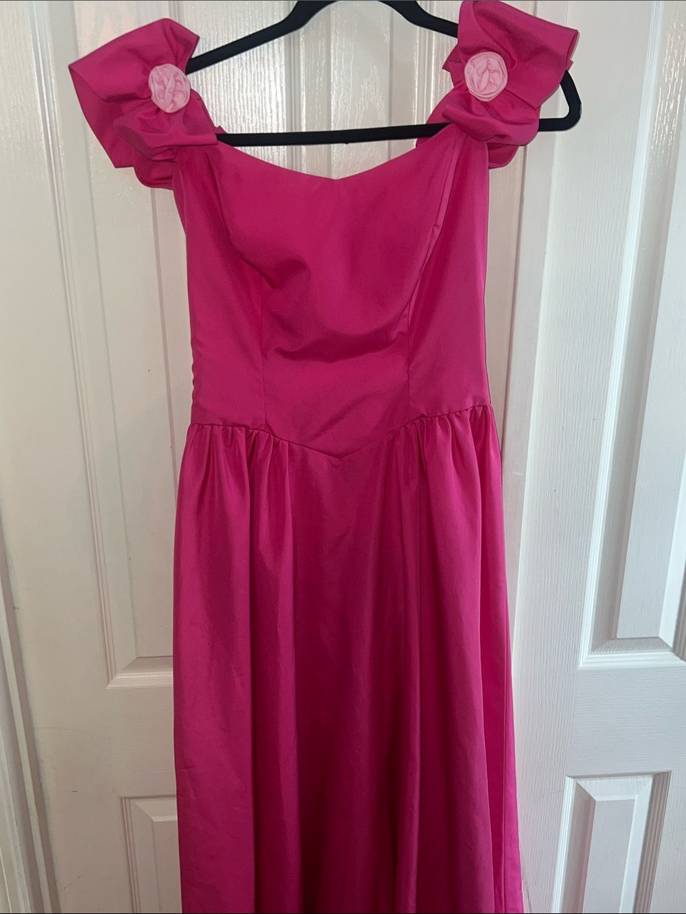 Vintage Fuchsia bridesmaid/prom dress with Rosette Shoulder Detail sz 8